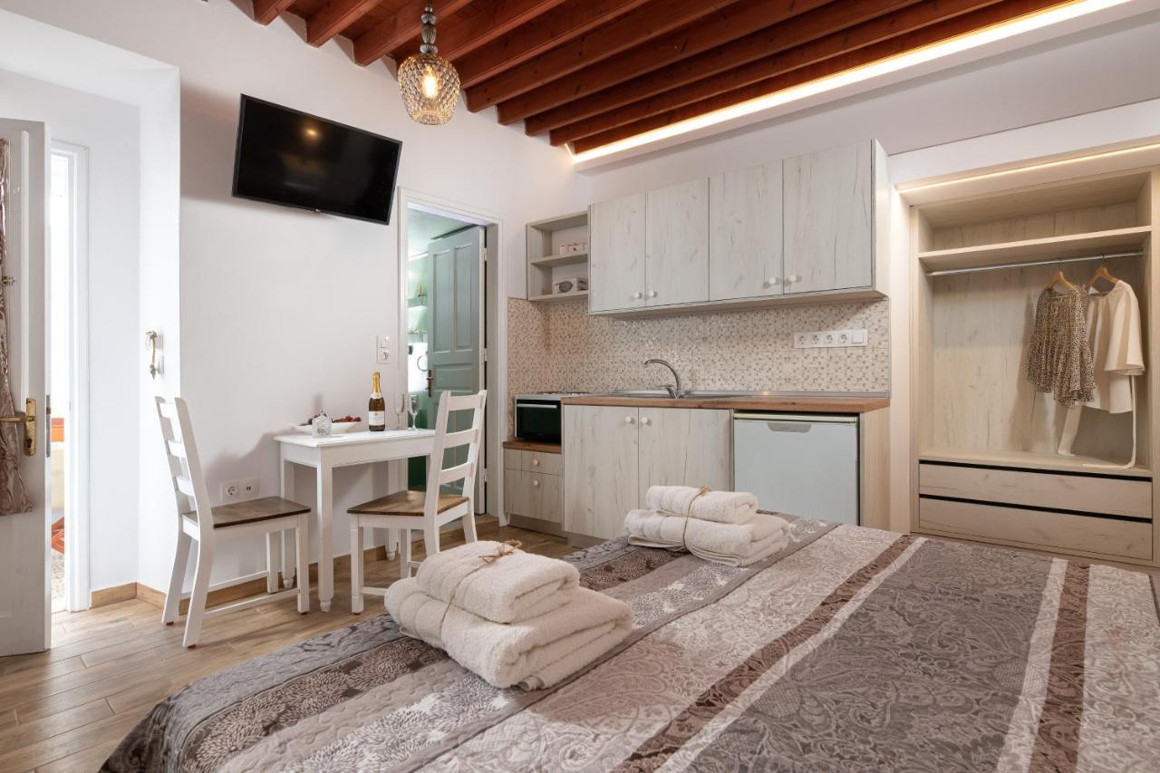 Chrysanthi Studios Λίνδος Εξωτερικό φωτογραφία